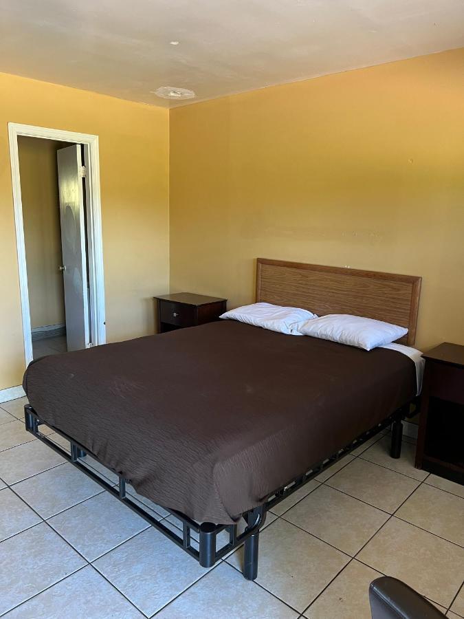 Budget Inn Decatur Priceville Bagian luar foto