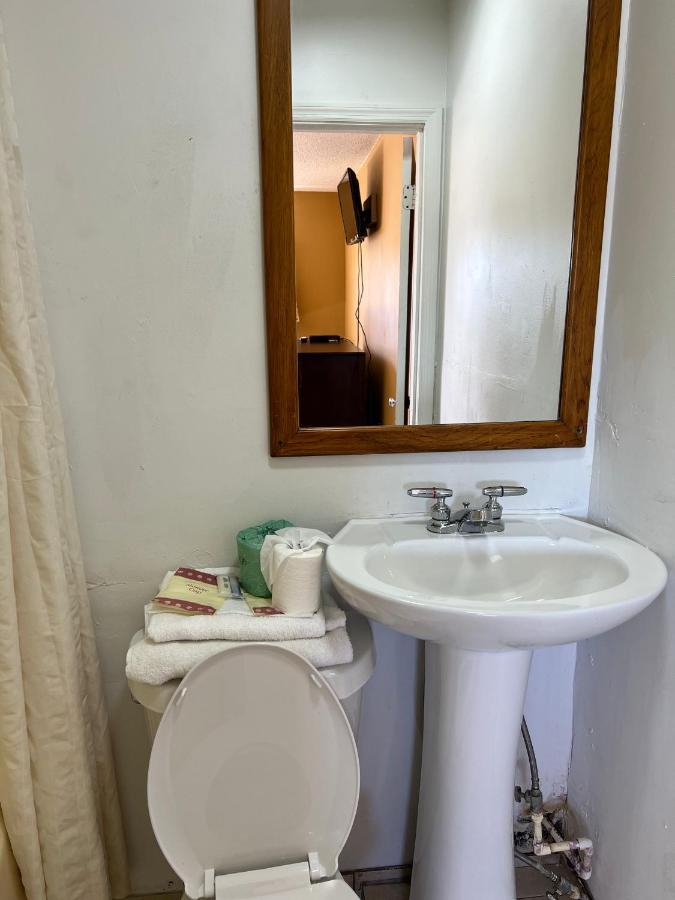 Budget Inn Decatur Priceville Bagian luar foto