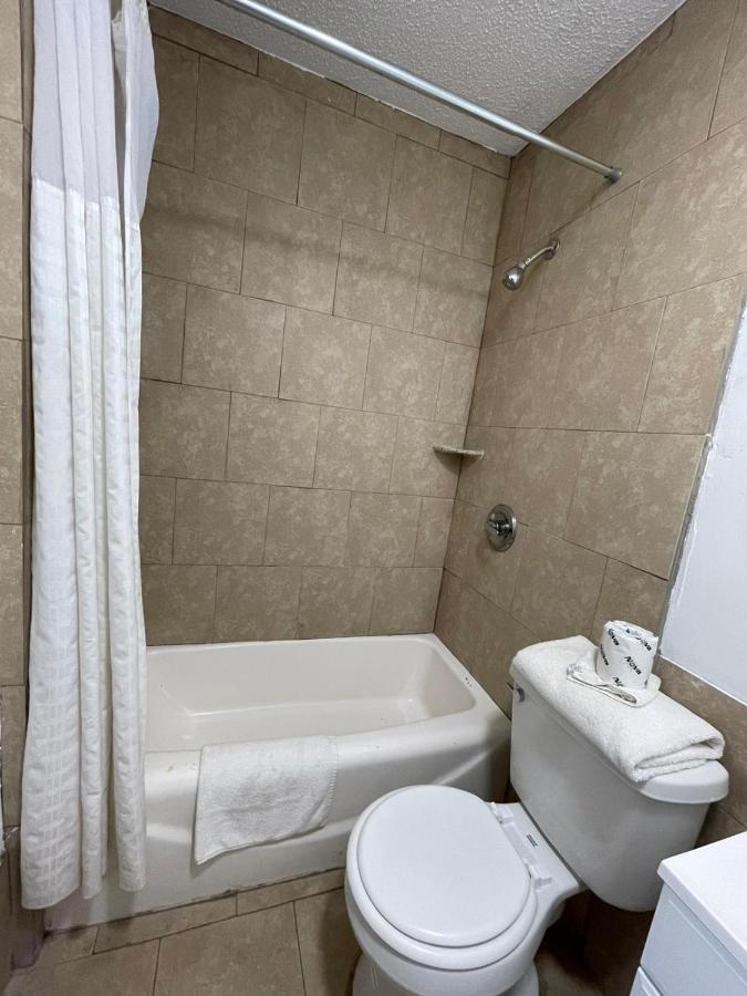 Budget Inn Decatur Priceville Bagian luar foto