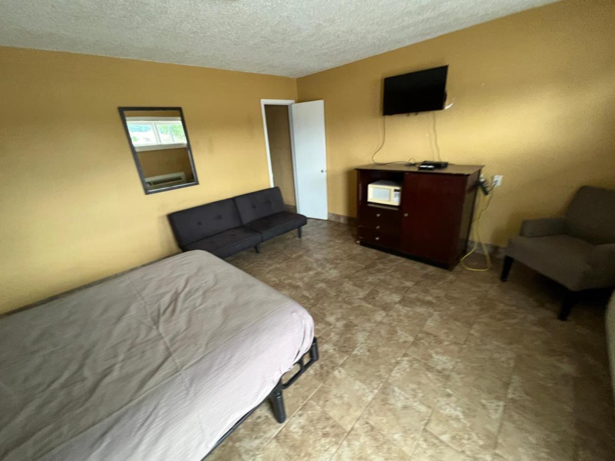 Budget Inn Decatur Priceville Bagian luar foto