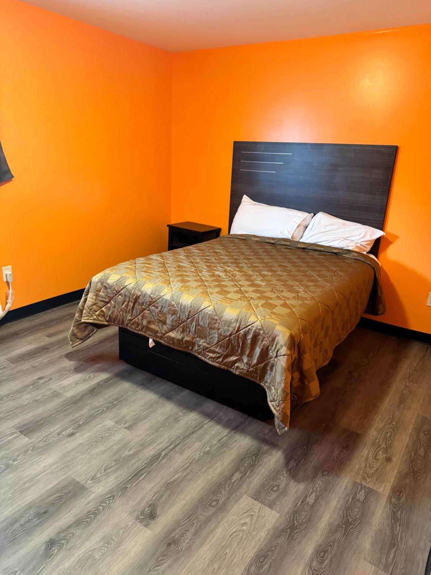Budget Inn Decatur Priceville Bagian luar foto